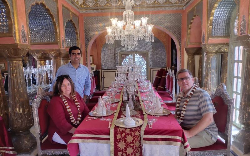69031d0ad46b8-professional-tour-guide-for-jaipur