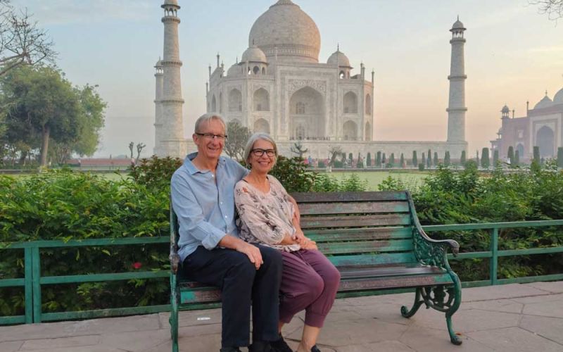 6ac7334a163dd-spanish-seaking-tour-guide-for-taj-mahal